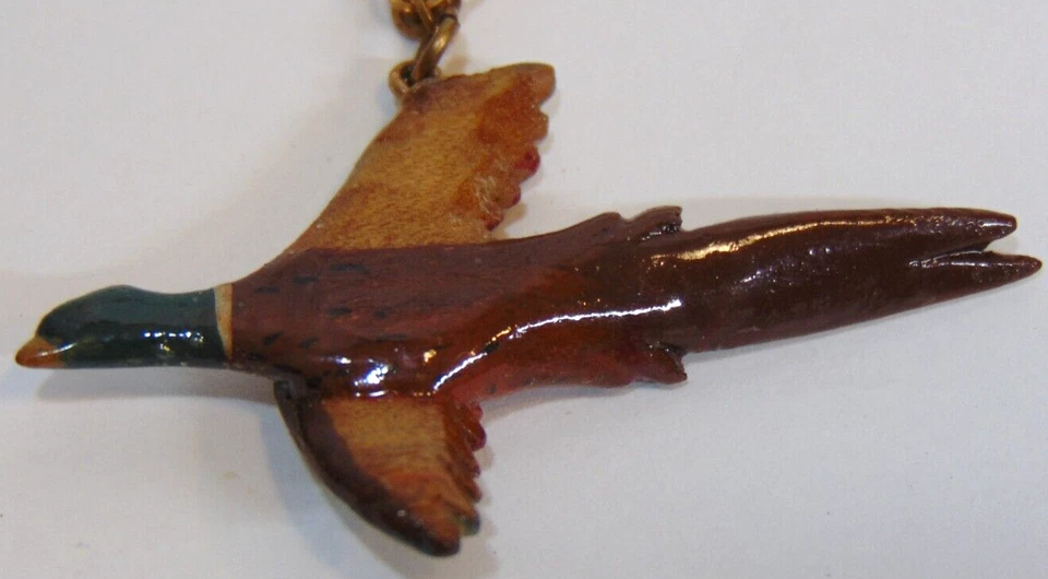 Plumas de faisán Anillo Cuello Volador Corbata Clip Vintage Swank Cadena Madera Solapa Pin Foto 3 de 4