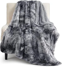 Bedsure GentleSoft Fluffy Fuzzy Faux Fur Throw Blanket for Couch, Soft Sherpa Fl