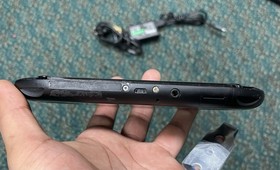 Sony PS Vita - PCH-2000 With  Charger And Left Stick Drift, Sly Cooper G FREE SH
