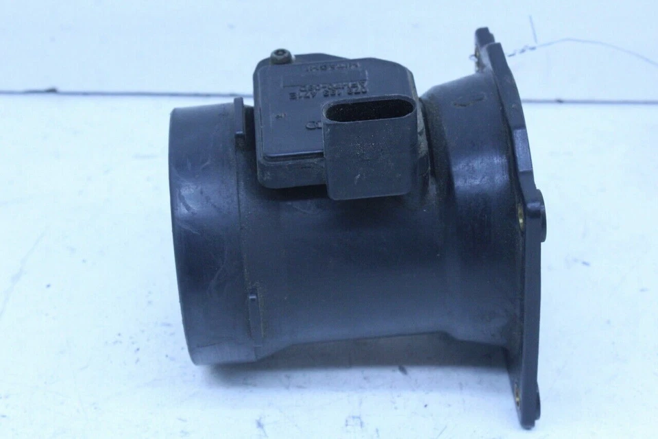 2000 2001 Volkswagen Passat Audi A4 A6 2.8 Air Flow Meter OEM Used - Image 2 of 4