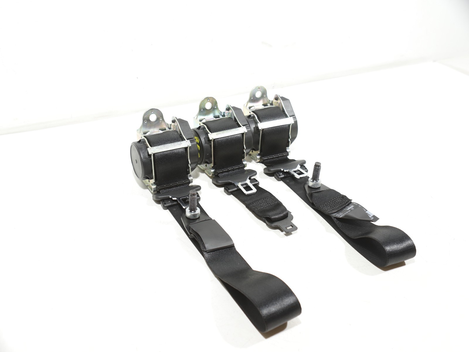 14-20 Maserati Ghibli 3.0L M157 REAR Seatbelt Retractor 6700174370 OEM 21K SET 3