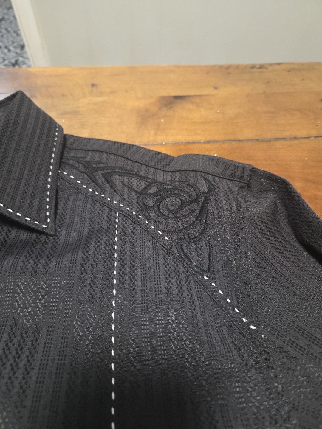 Roar Mens Shirt Large Black Embroidered Back Wings Y2K Affliction Style Button L image 7