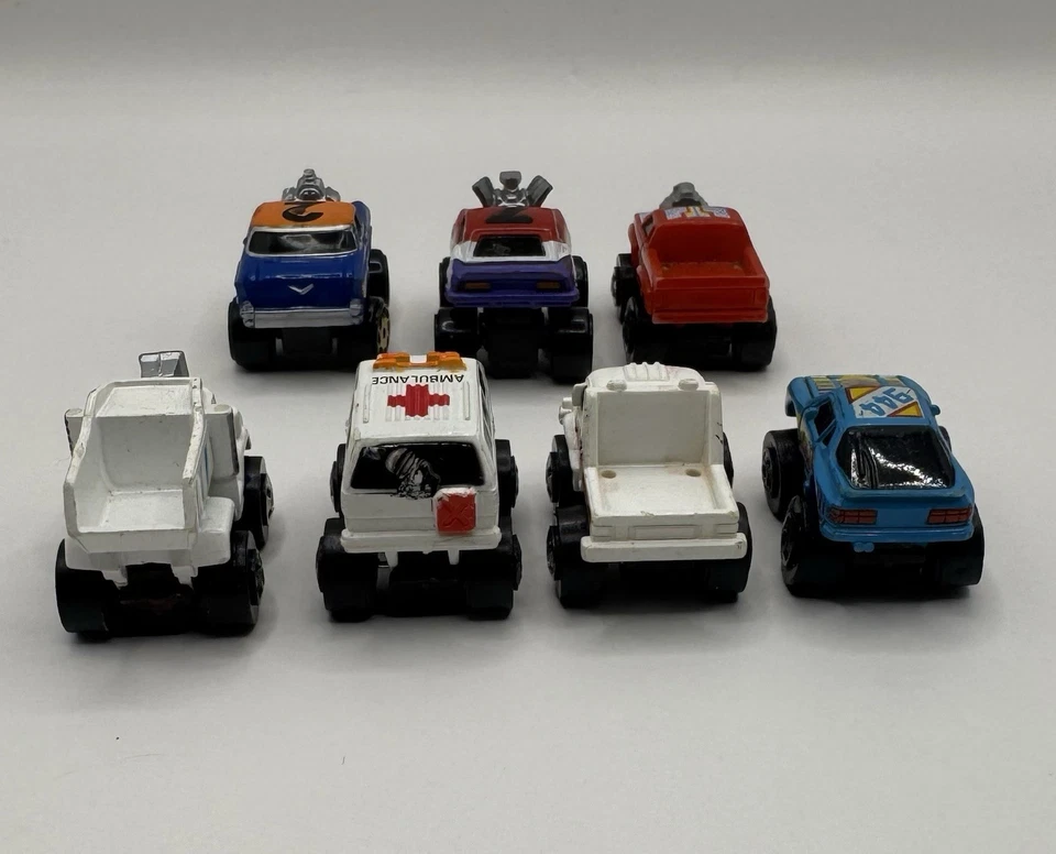 Lot of 7 Vintage Micro Machines Monster Trucks Rare - Image 3 of 4