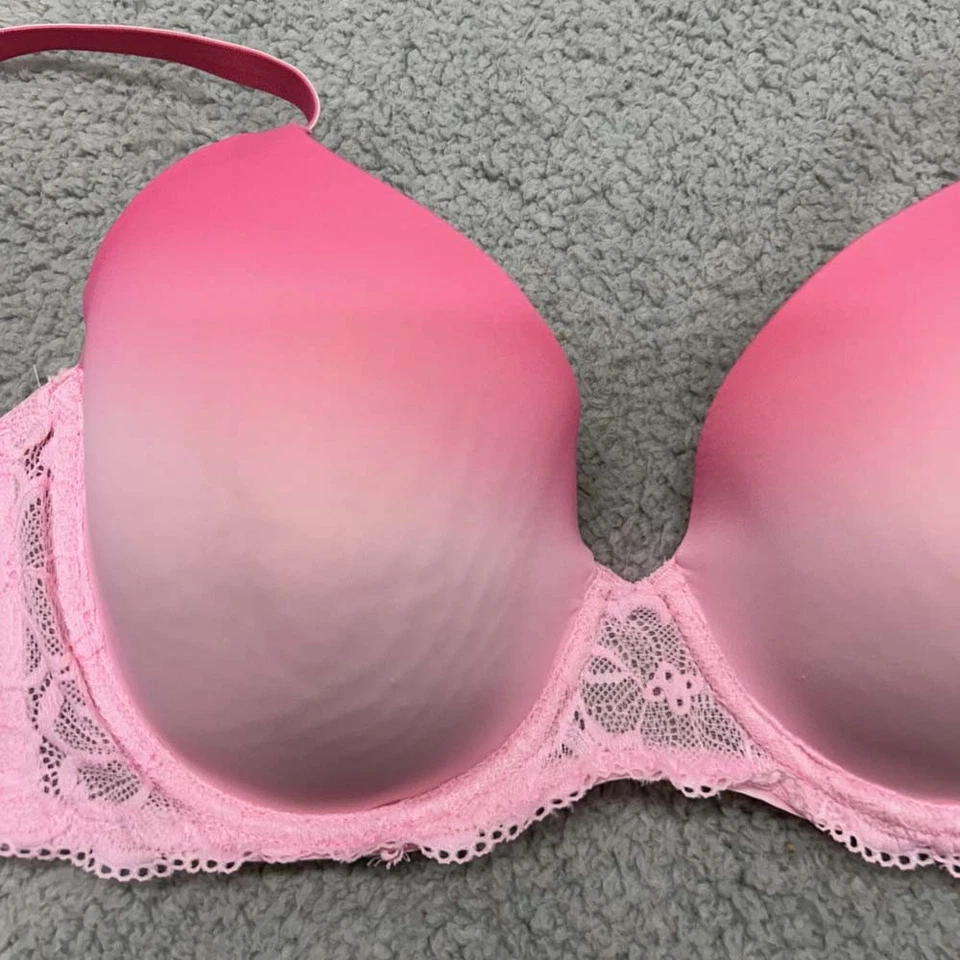 Sujetador push up rosa No Boundaries 38DD Foto 2 de 4