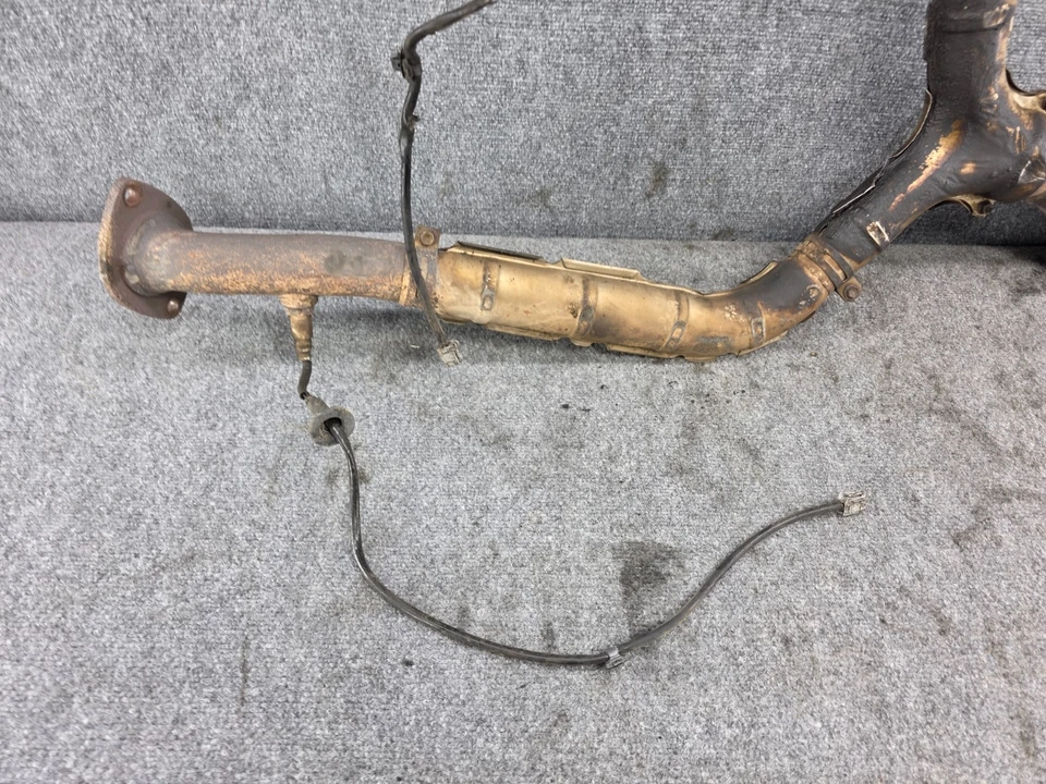 Silenciador convertidor de tubo de escape delantero Lexus LS430 2001-2006 OEM Foto 4 de 4