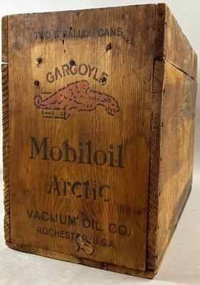 Vtg Gargoyle Mobiloil Arctic Wood Crate 5 Gallon Oil Can Box Sign Oil New York