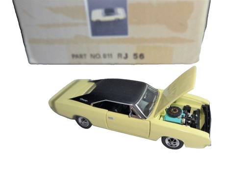 Franklin Mint Diecast 1956 Ford Thunderbird Convertible Model 1:43