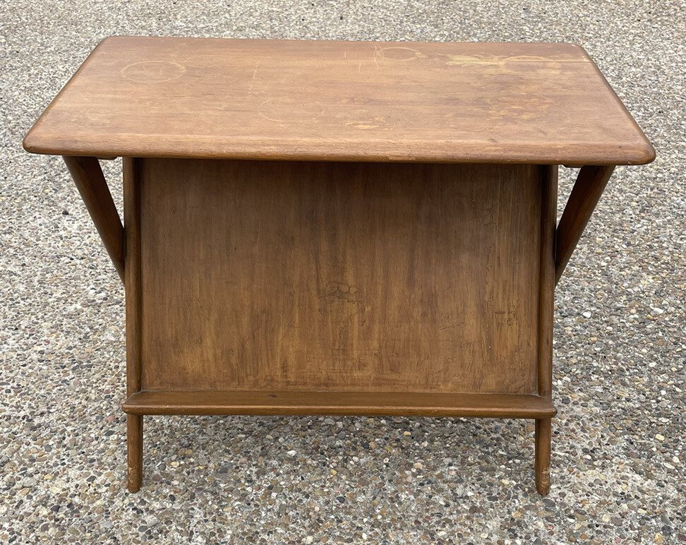Vintage Mid Century Heywood Wakefield Side Table with Magazine