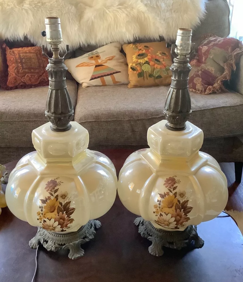 Vtg pair Accurate Casting floral Glass Globe Table Lamp Mid