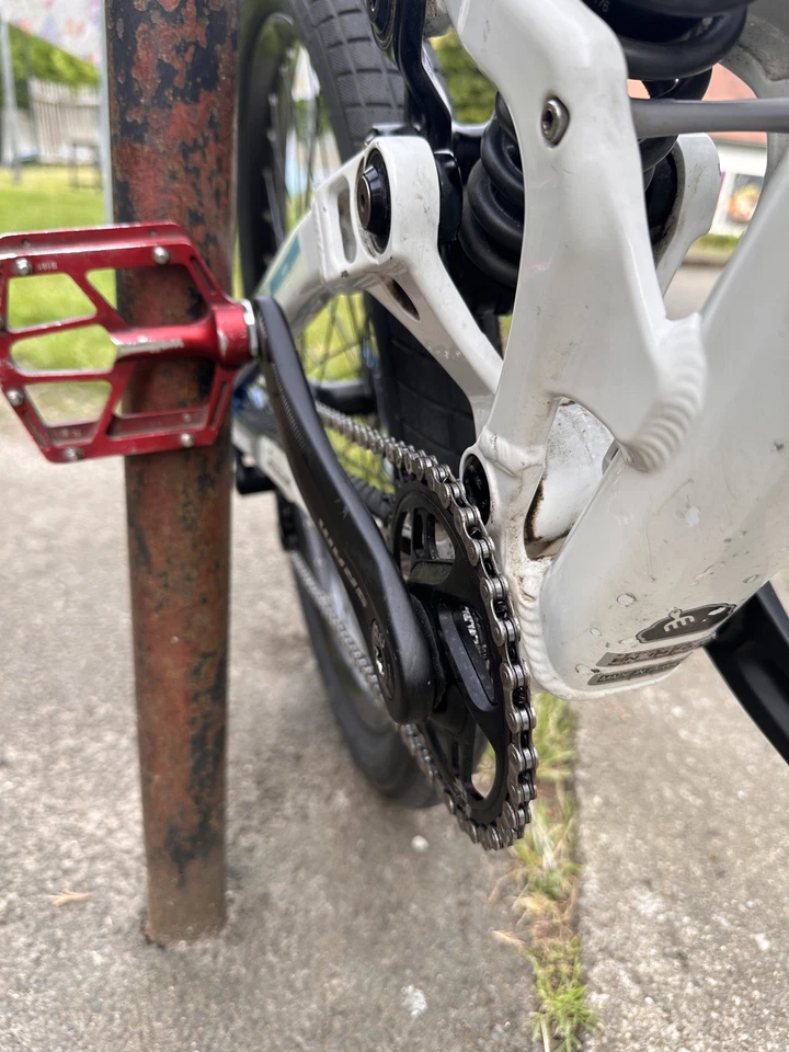 DOWNHILL 26 Zoll Fully Bike / Manitou Dorado - Bild 4 von 4