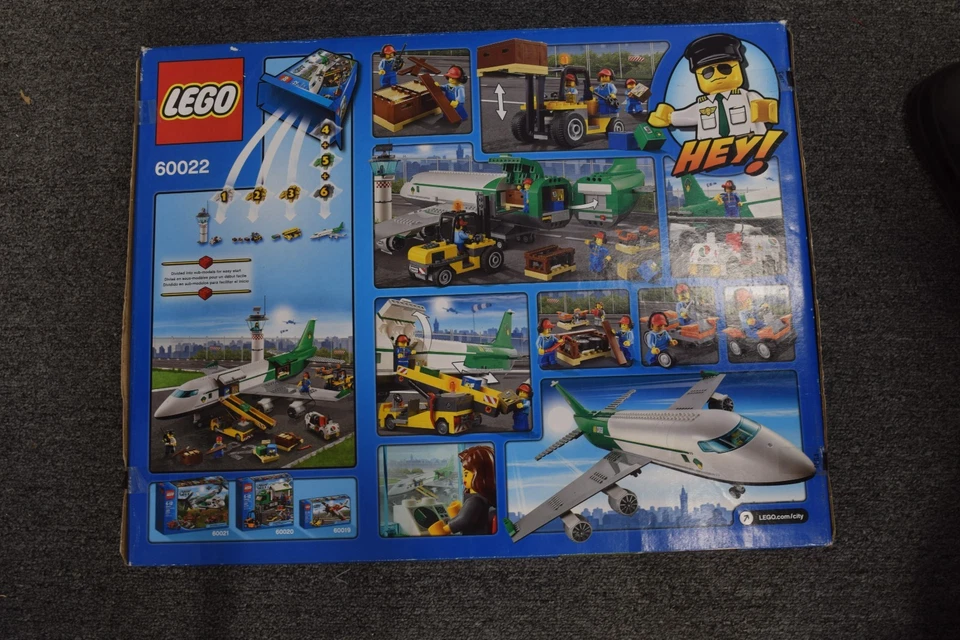LEGO CITY Cargo Plane 60022 New Sealed 2013 - Image 2 of 2