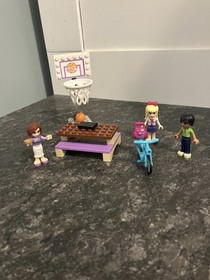 LEGO FRIENDS: Heartlake High (41005)