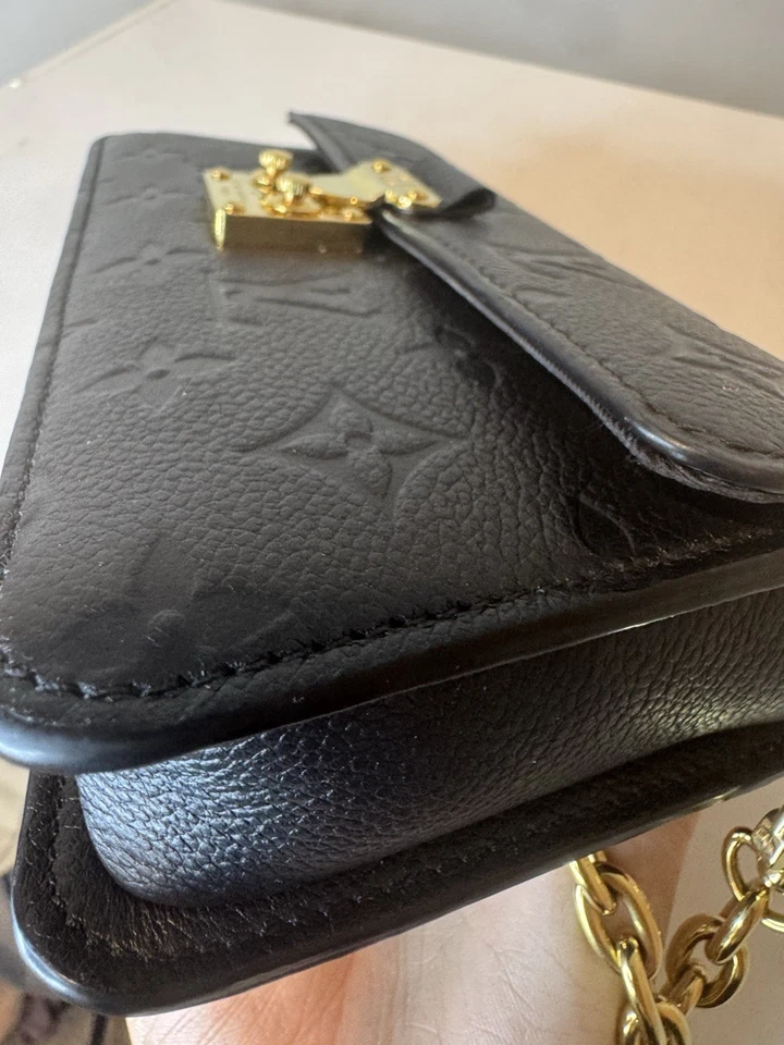 Bolso de hombro Louis Vuitton de cuero para mujer Empreinte Metis Noir M82637 con monograma Foto 3 de 4