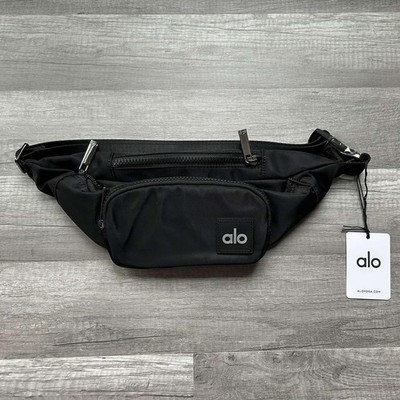 alo yoga ボディバッグ Alo Yoga アローヨガウエストバッグ ボディバッグ - メルカリ