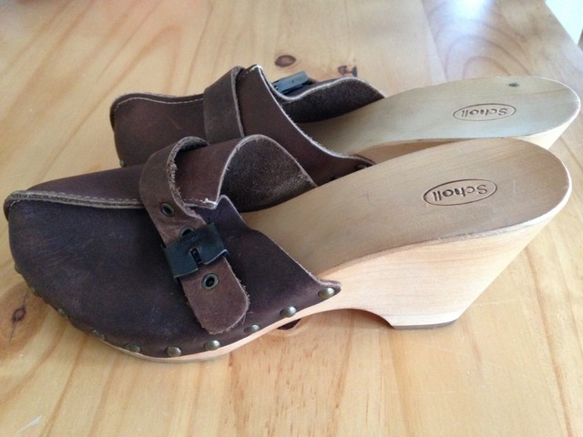 scholl massage sandals