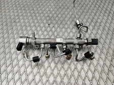 2017 VOLKSWAGEN TOURAN 1.6 DIESEL INJECTOR FUEL RAIL WITH SENSORS 04L089G