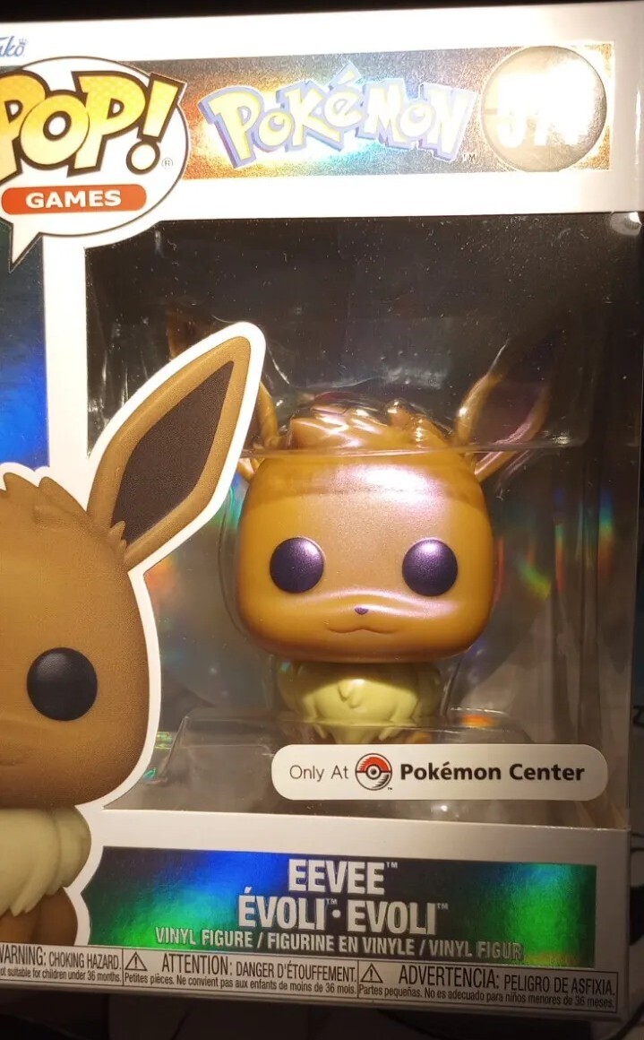 Eevee Pearlescent Pop! Vinyl Figure by Funko 577 Pokemon Center