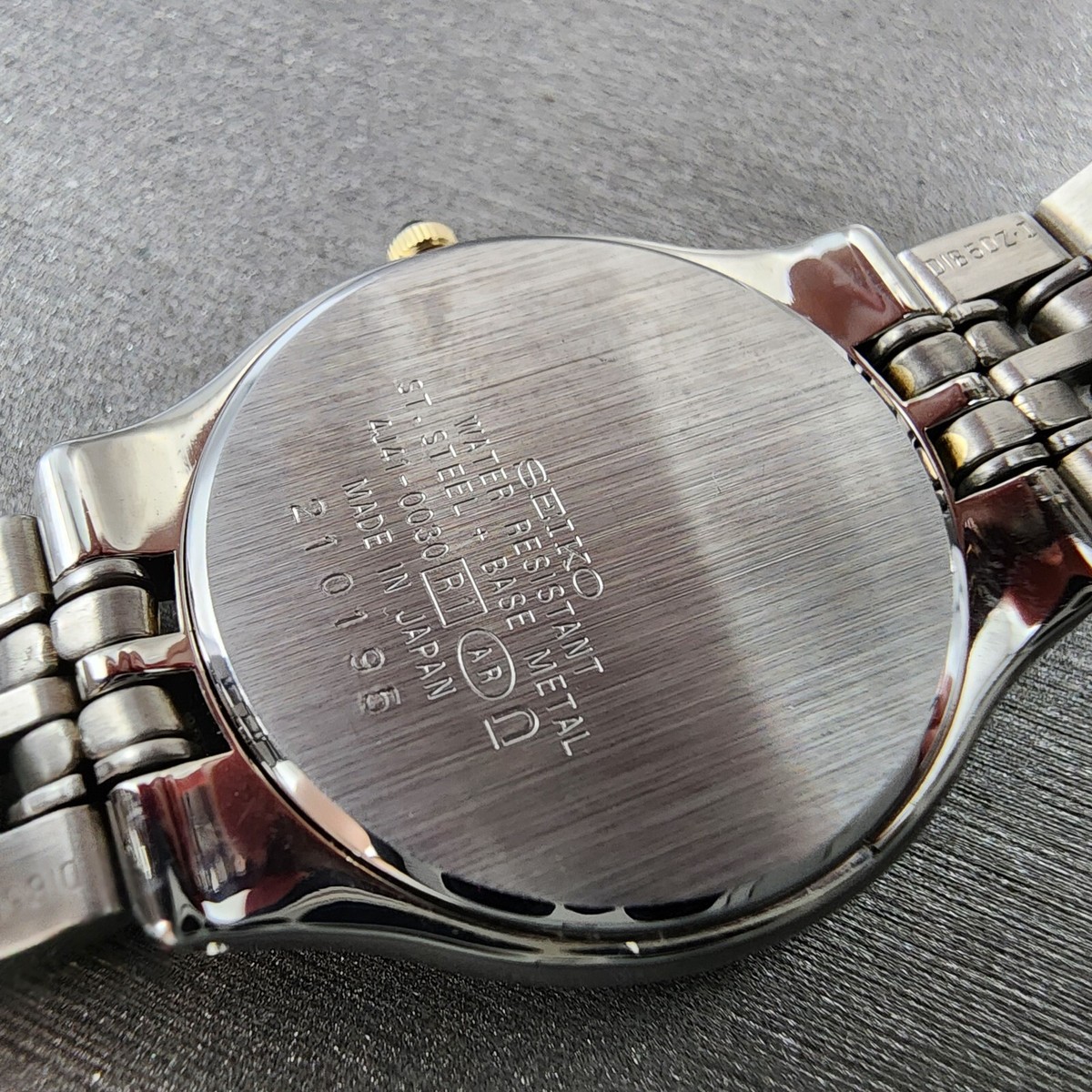 Seiko Exceline Watch Women 24mm Cream Dial Two Tone Round Seiko Exceline Watch Women 24mm Cream Dial Two Tone Round