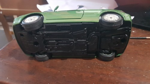 BURAGO BBURAGO 1/24 VOLKSWAGEN GOLF BERLINA 3 PORTE VERDE VINTAGE - Foto 6 di 6