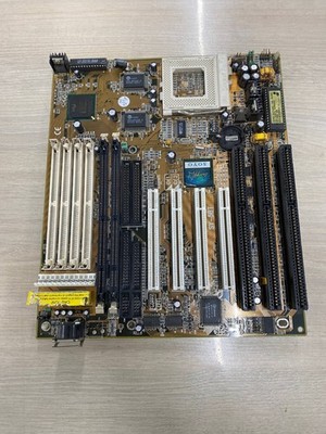 Soyo SY-5BT - Intel 430TX Chipset Socket 7 Motherboard