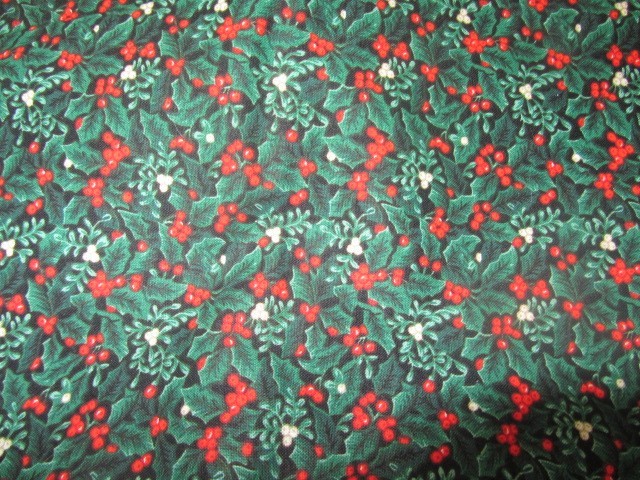 GREEN WITH RED HOLLY CHRISTMAS COTTON FABRIC 3-3/4 YARDS