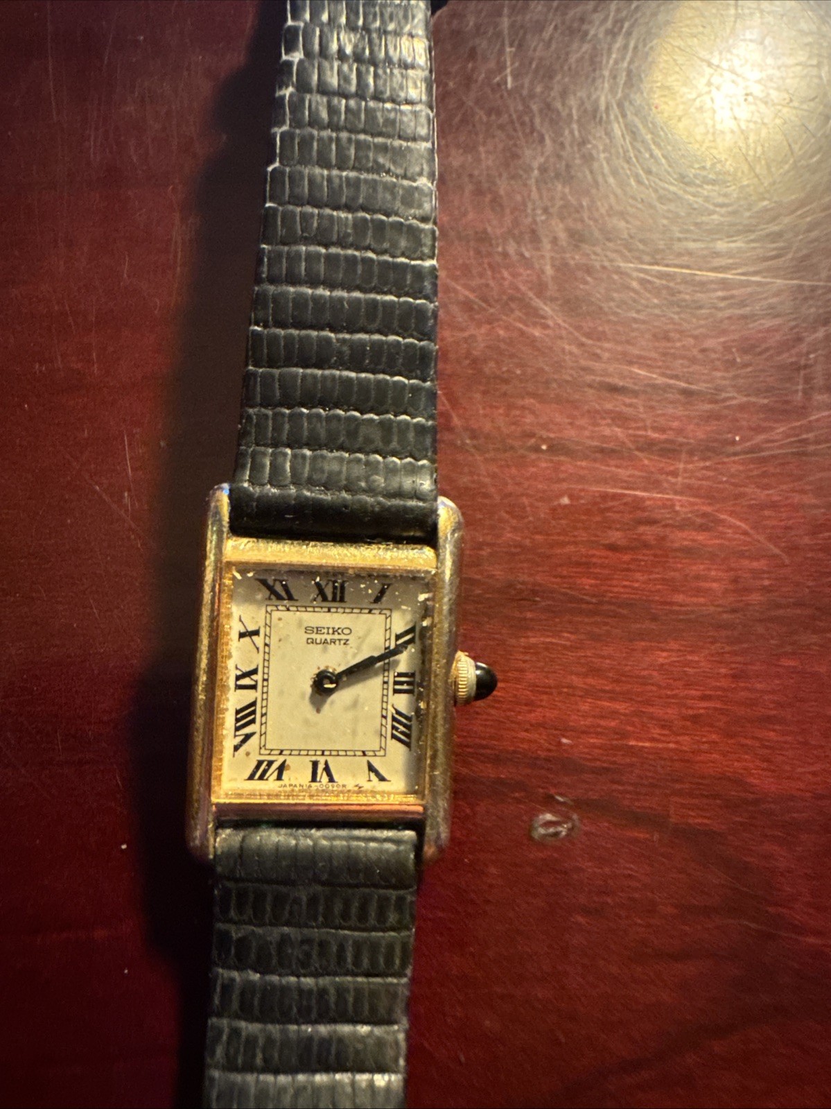 Upscale Vintage Tank Classy Seiko Watch Slim Rectangular Womens Wrist Rare - vintagewatches.pk