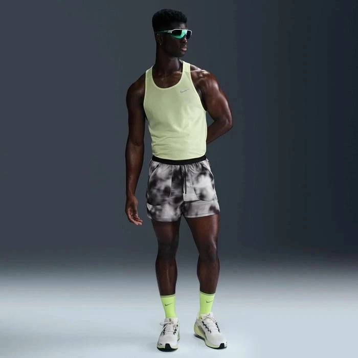 Nike Running Division Breathe Dri-FIT ADV 4'' Running Shorts Size M HJ4150-010