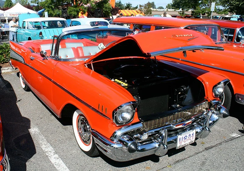 02.1957 Chevys are extremely popular with both restorers and hot rodders. The top dogs are loaded ’57 Bel Air convertibles.