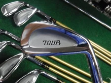 Near mint  Yonex forged tour iron set 3-pw+10 regular