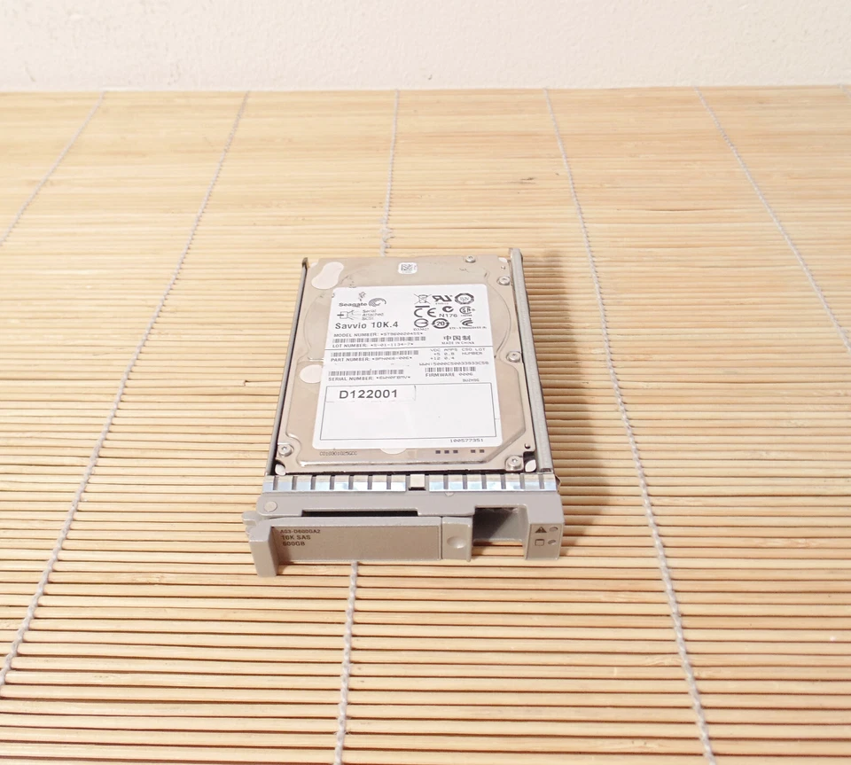 Cisco A03-D600GA2 600GB 6Gb SAS 10K RPM SFF HDD/hot plug/drive sled mounted - Bild 1 von 1