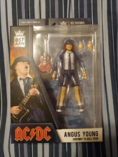 THE LOYAL SUBJECTS BST AXN ANGUS YOUNG FIGURE AC DC ***SOLD OUT IN STORES***