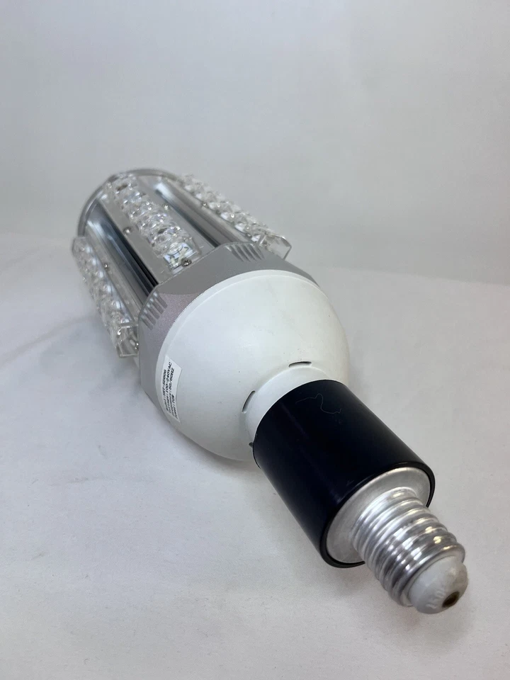 70W High Power Brightness E40 Solar LED Corn Lighting Solar LED Garden Replaceme - Image 4 of 4