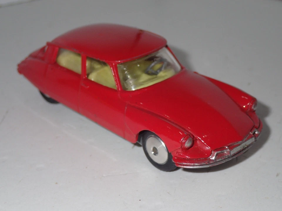 CORGI TOYS 210 S CITROEN D.S. 19 CON SCATOLA ORIGINALE (1) - Immagine 3 di 4