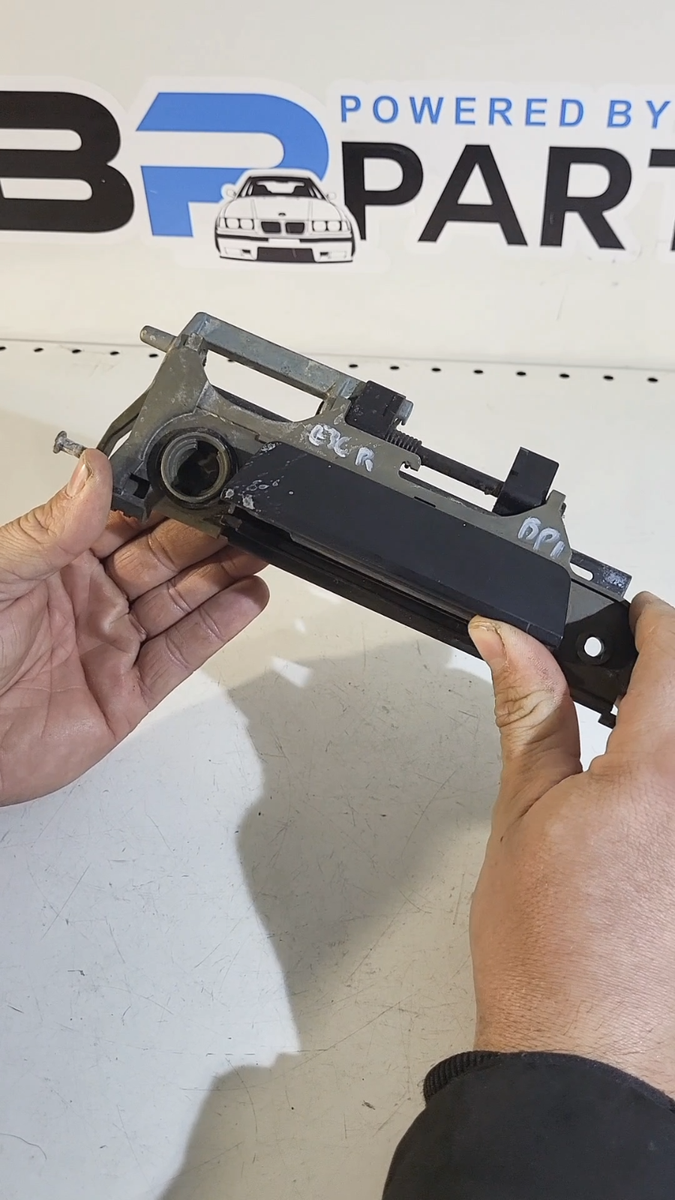 BMW E36 Door Handle Outer Right 51218205294 | Genuine OEM