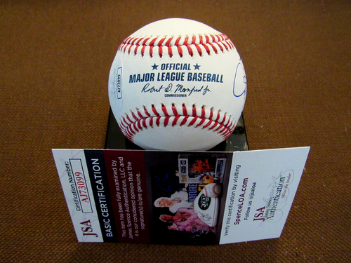 ROBIN YOUNT WSC MILWAUKEE BREWER HOF SIGNED AUTO HOF LOGO BASEBALL JSA BEAUTY - Picture 2 of 3