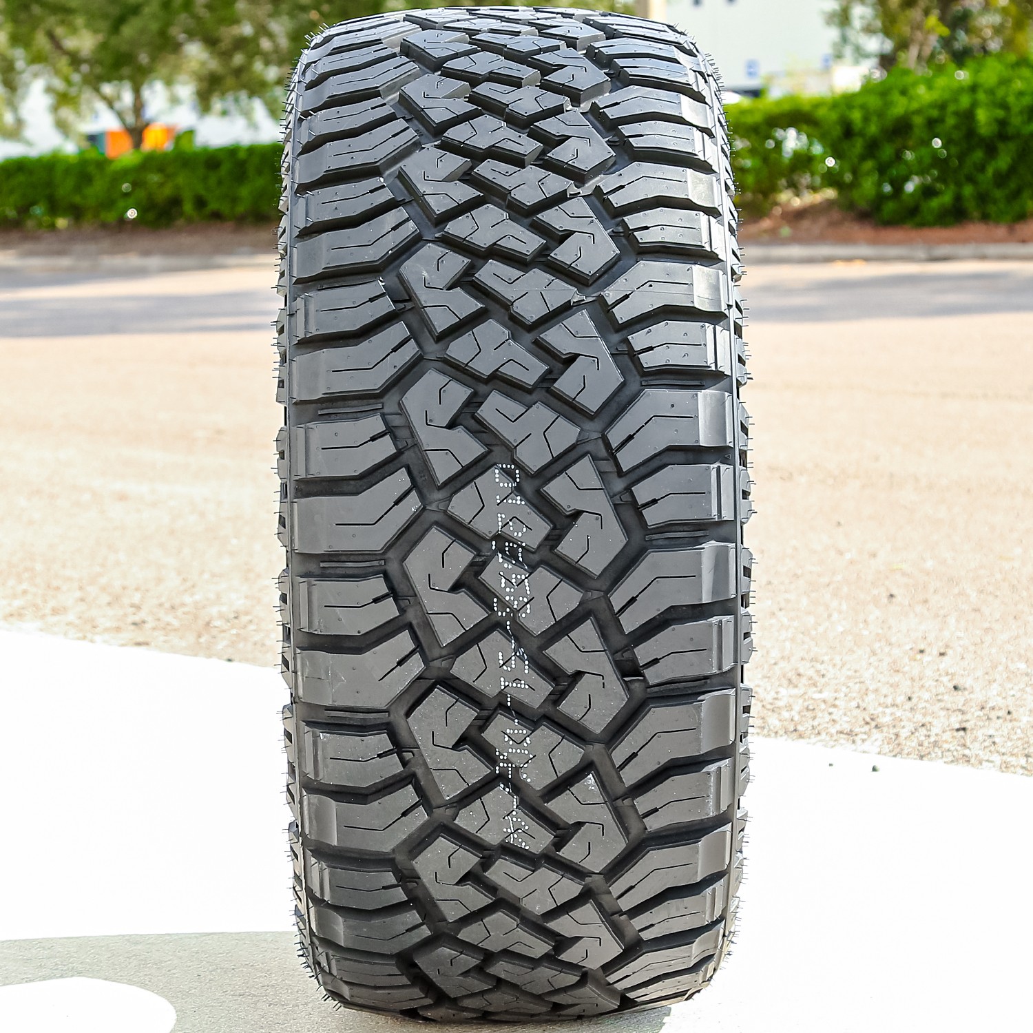 4 Tires Arisun Aresta R/T ZG07 LT 285/75R18 Load E 10 Ply RT Rugged Terrain