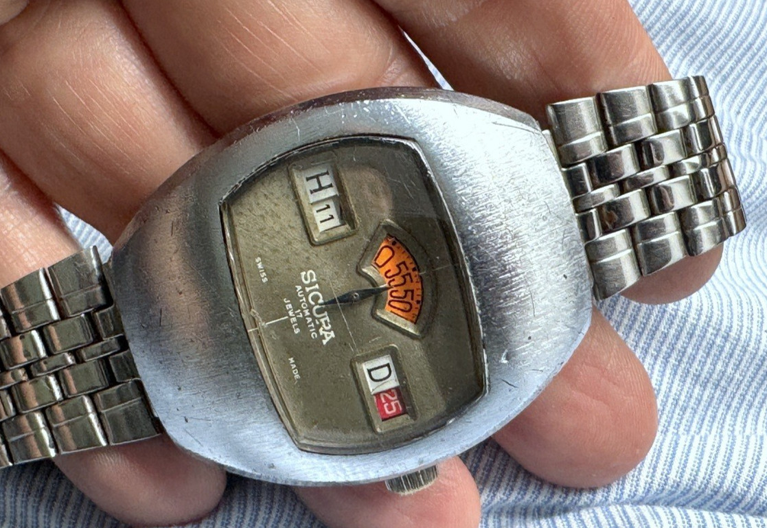 1960's MEN'S SICURA Hour RUNS SWISS Digital Automatic Jump BREITLING Steel Back - vintagewatches.pk