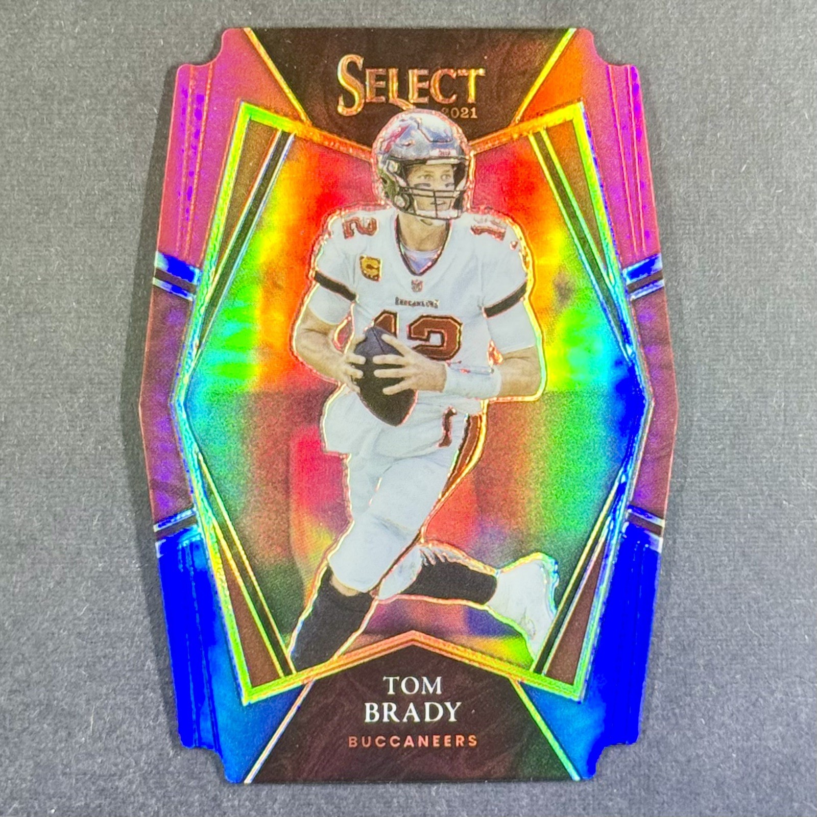 TOM BRADY 2021 PANINI SELECT #101 RED & BLUE PREMIER LEVEL DIE-CUT PRIZM