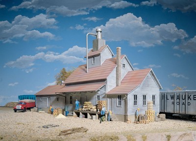 Walthers Cornerstone HO Sunrise Feed Mill Kit 933-3061