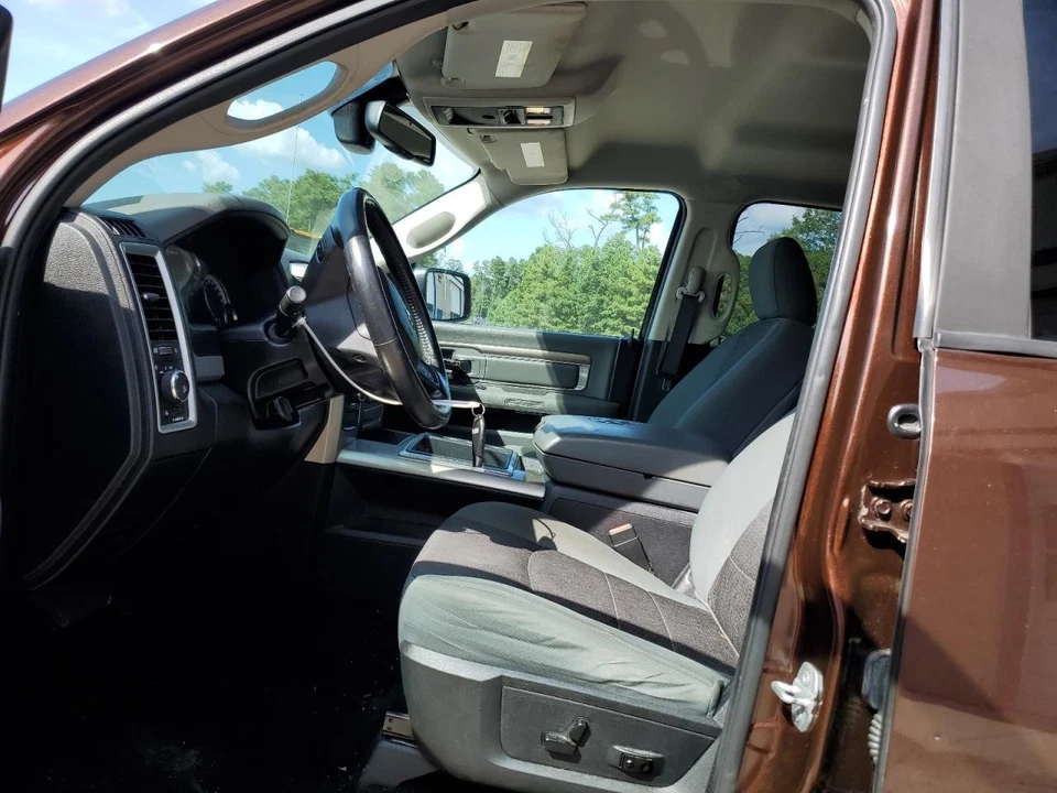 Used Front Center Interior Rear View Mirror fits: 2015 Ram Dodge 1500 pickup aut - Image 3 of 4