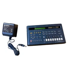 YAMAHA QY10 Mobile Sequencer Rhythm Machine Sampler Tested & Working