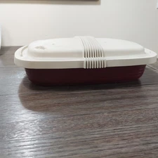 Pampered Chef Retired Cranberry Rectangular Baker 9”x13” Stoneware 1338 with lid