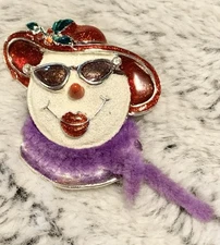 Vintage Cute Red Hat Society Glitter Enamel Snow Lady Brooch/Pin