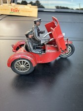Vintage Hubley Cast Iron Indian Motorcycle Police W/ Armored Shield Side Car Cop