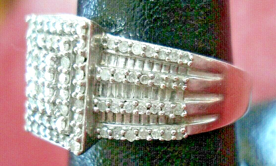 RARE Vtg. Sterling Silver with Genuine Diamond Ring Size 9 RARE Vtg. Sterling Silver with Genuine Diamond Ring Size 9
