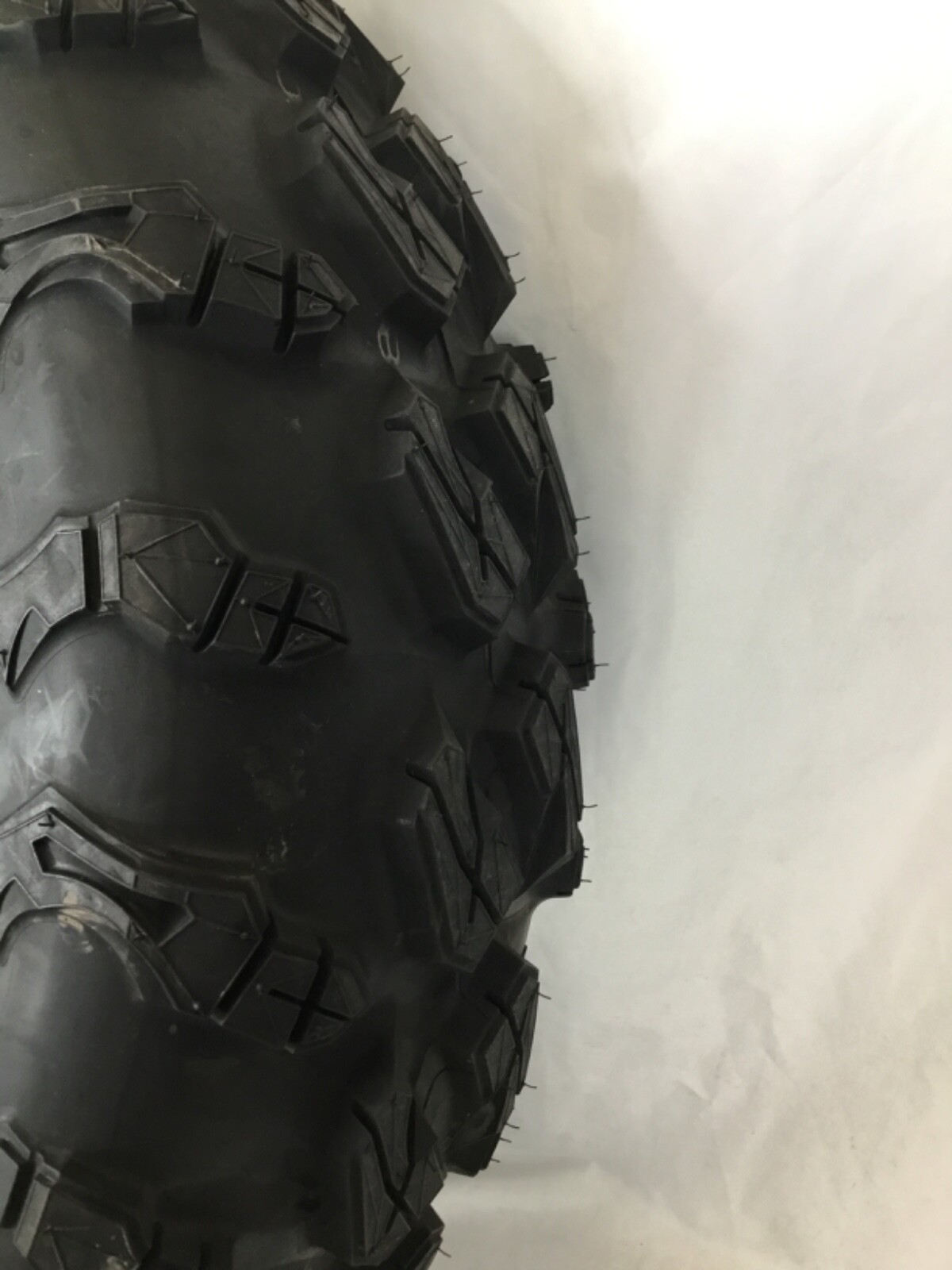 Honda Talon Tire and Wheel Full set (2) 28x915 & (2) 28x1115) MAXXIS