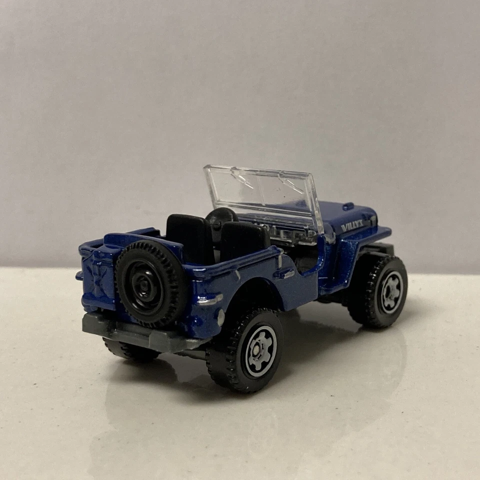 1943 43 Jeep Willys Collectible 1/64 Scale Diecast Diorama Model - Image 2 of 4