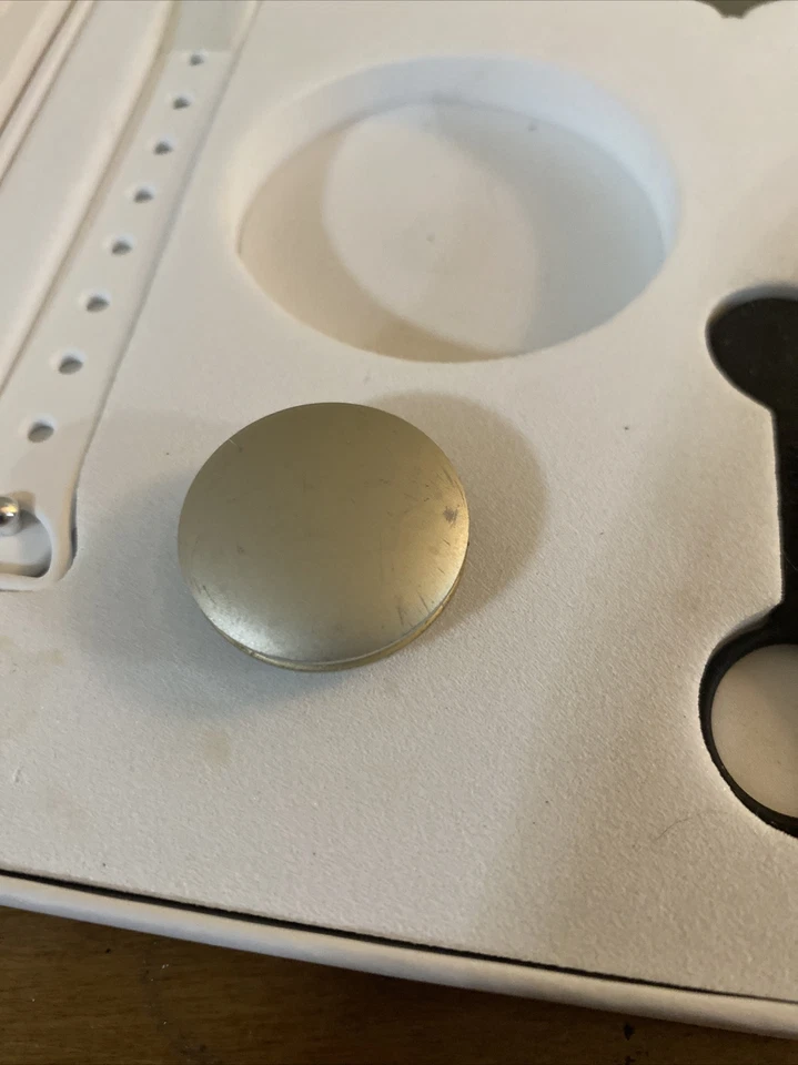 Misfit Shine - Monitor de actividad y sueño banda blanca Foto 3 de 4