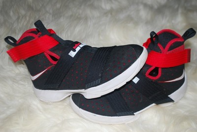 lebron soldier 10 grade school