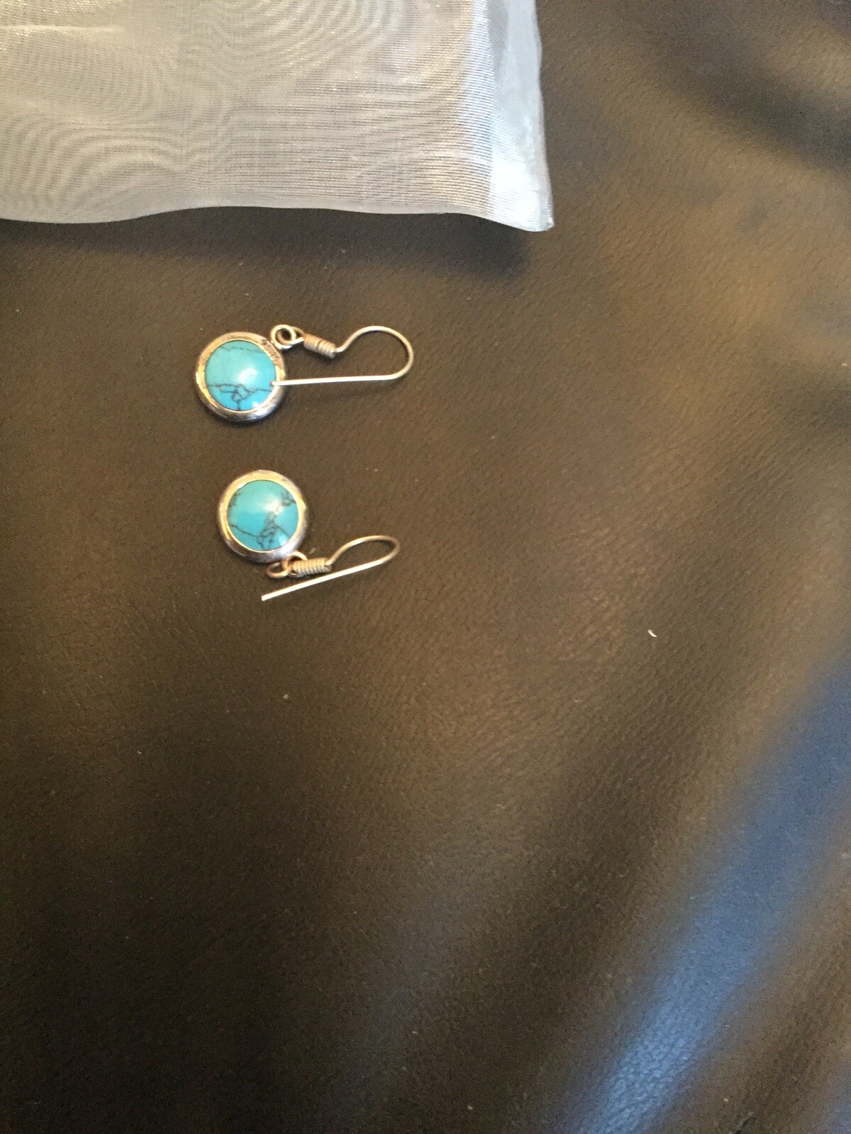 Picture 2 of 8